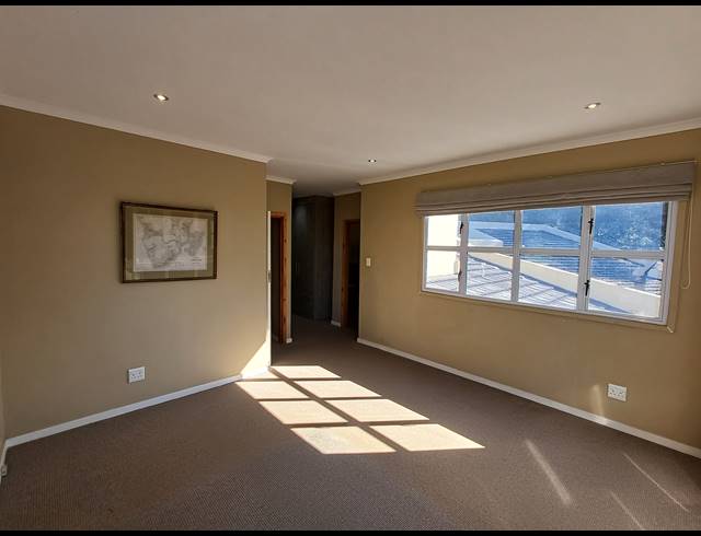 5 BEDROOM HOUSE FOR SALE IN WORLDS VIEW